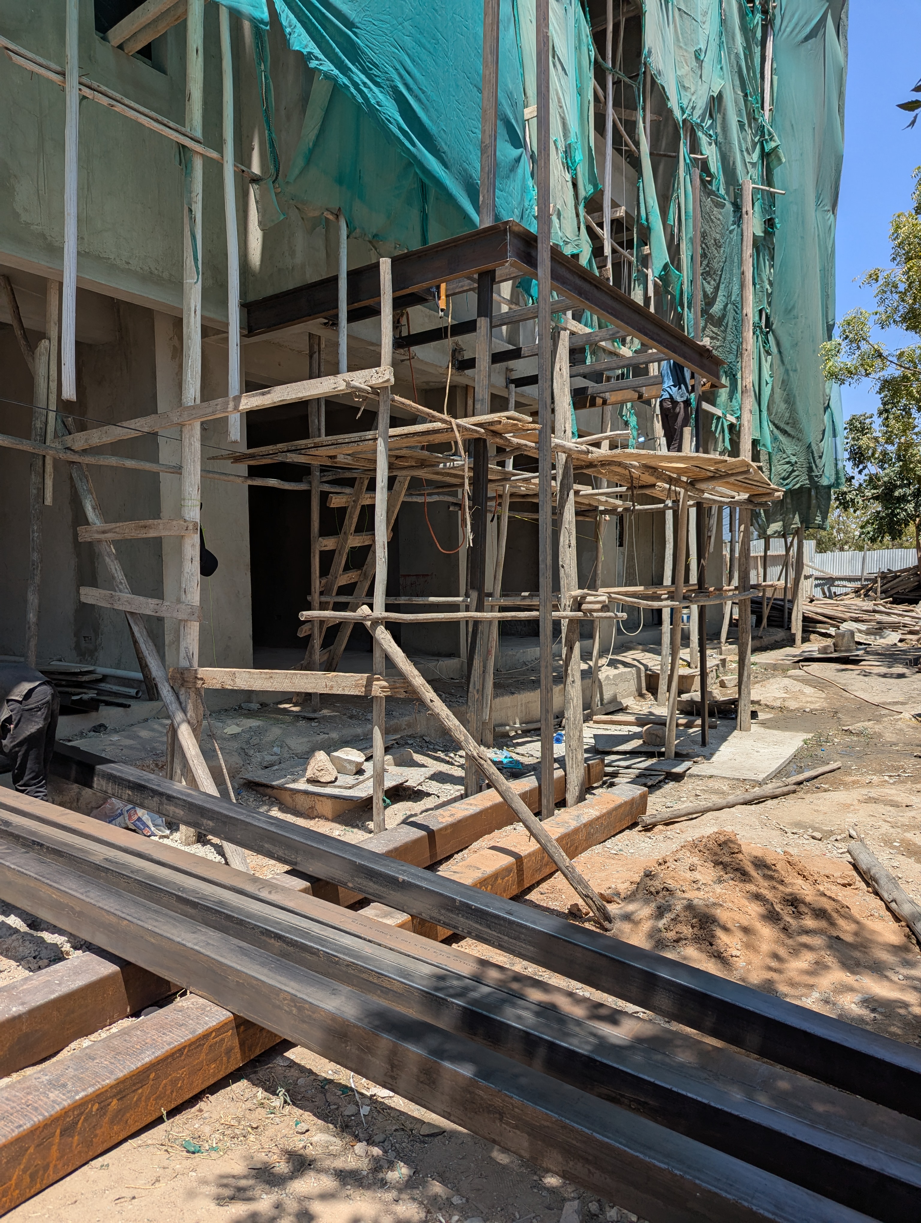 SkylineFord Hotel — structural construction works, Kisasa Dodoma
